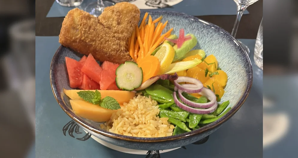 Pokébowl fraîcheur, suggestion de fin d'été au restaurant Saint-Martin